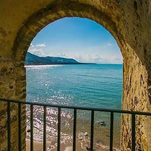 casa-del-lavatoio.sicilyhotelsitaly.net/